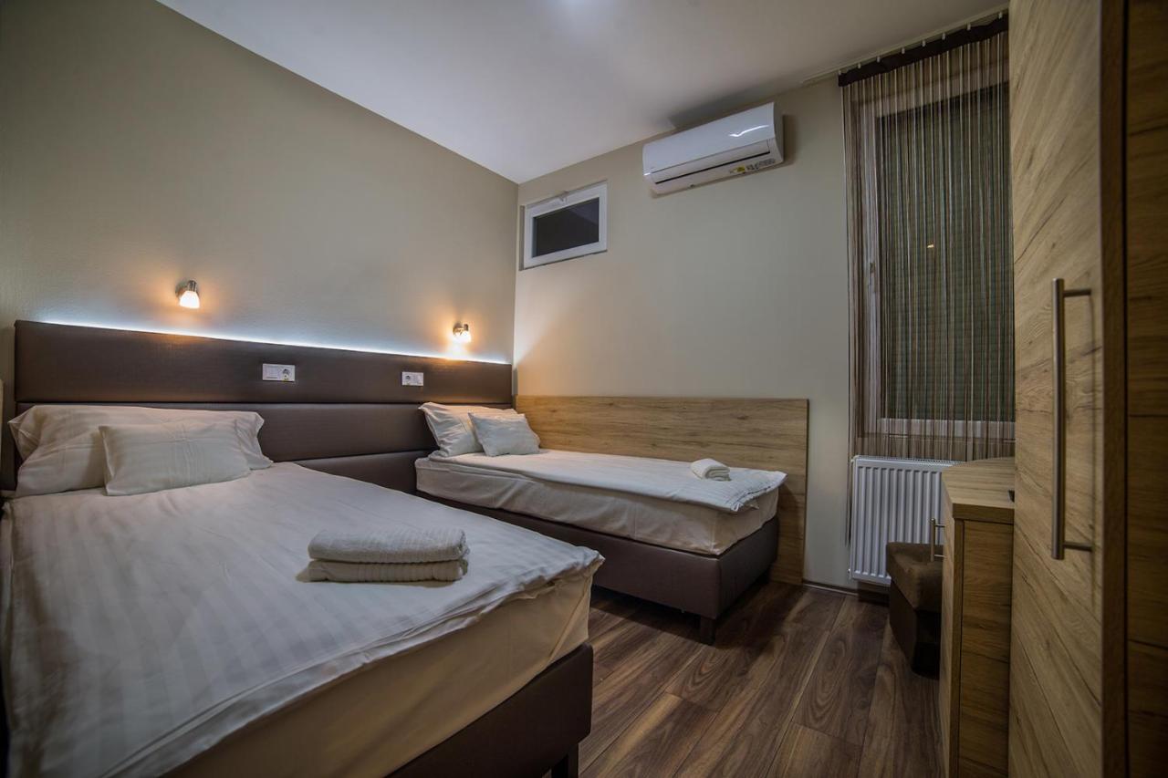 Sztar Motel Etterem Balassagyarmat Экстерьер фото