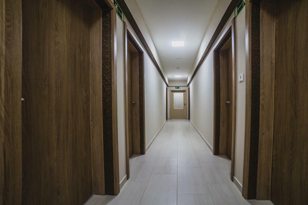Sztar Motel Etterem Balassagyarmat Экстерьер фото